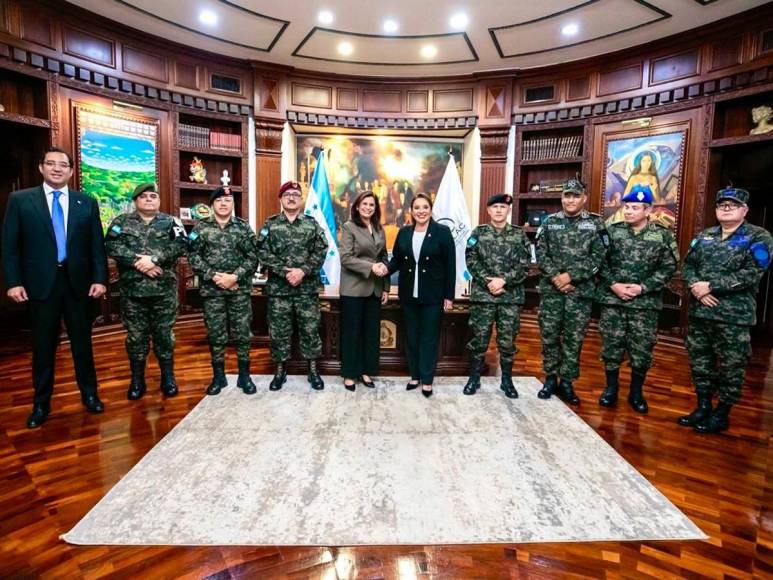 Así fue juramentada Rixi Moncada como la primera Ministra de Defensa