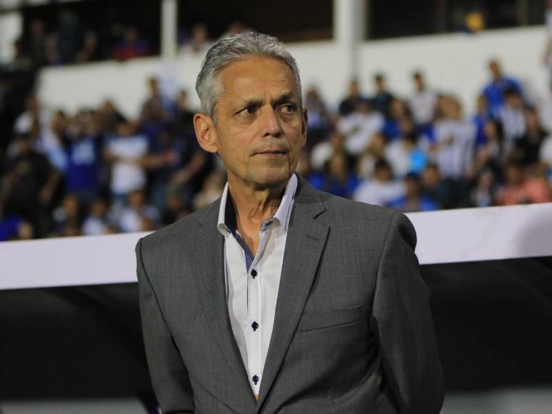 Así vivió el profesor Reinaldo Rueda la primera parte del Honduras vs Granada