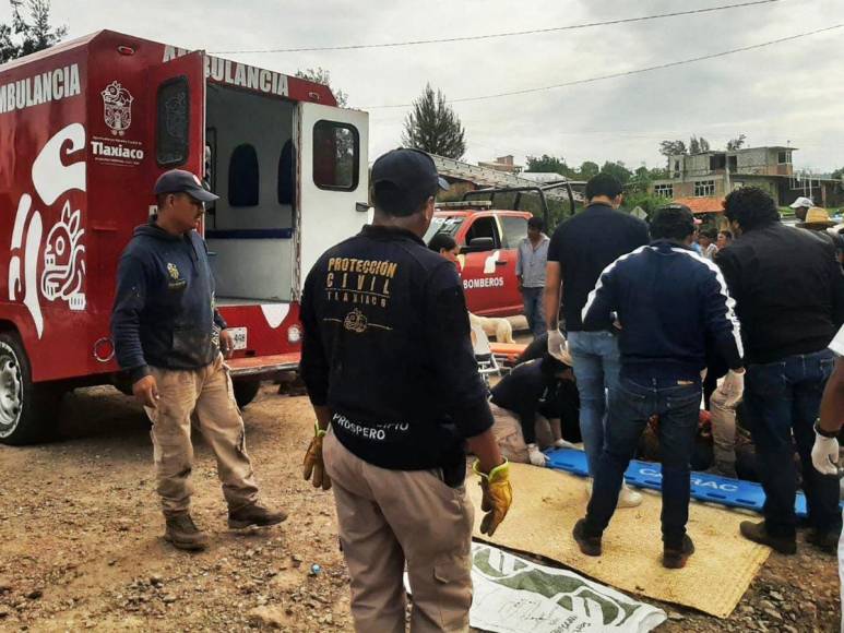 Fotografías revelan el devastador accidente de autobús que cobró la vida de 27 personas en México