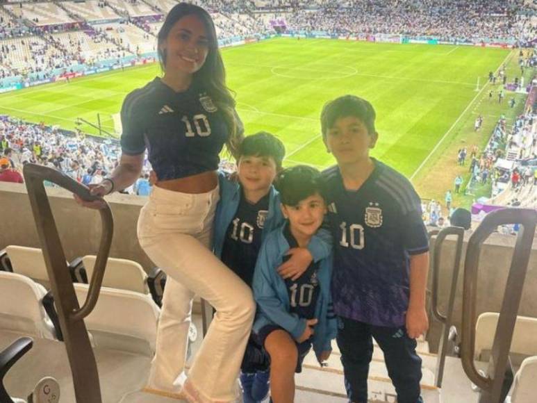 Antonela Roccuzzo y sus tres hijos, el apoyo e inspiración de Messi en la semifinal del Mundial de Qatar 2022