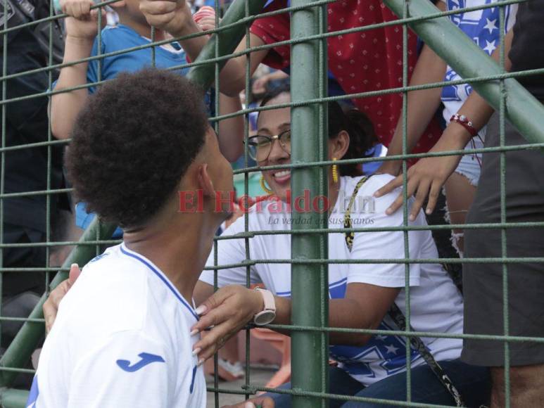 Así celebraron los jugadores de Honduras la clasificación a cuartos de final del Premundial (FOTOS)