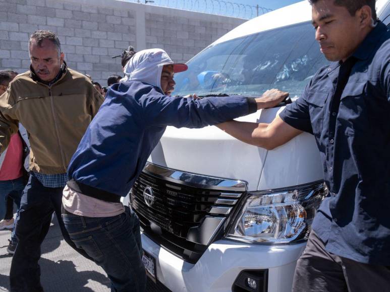 Así fue la visita a Juárez del presidente Andrés López Obrador tras incendio en estación migrante