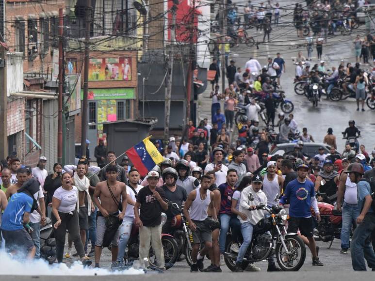 Las impactantes imágenes de las protestas en Venezuela tras reelección de Maduro