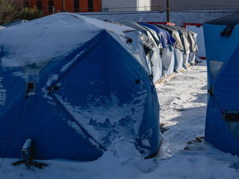 Muertos, apagones y vuelos cancelados: estragos de la tormenta de nieve en EE UU