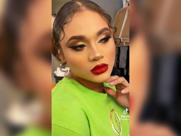 Los espectaculares looks de maquillaje de Cesia Sáenz en La Academia: 20 años