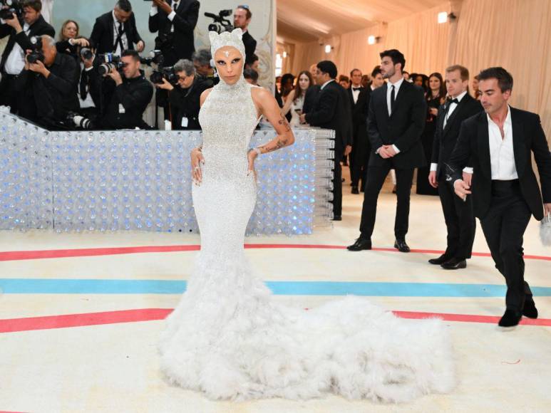 ¿Quién es Choupette, la gata de Karl Lagerfield que fue protagonista de la Met Gala?