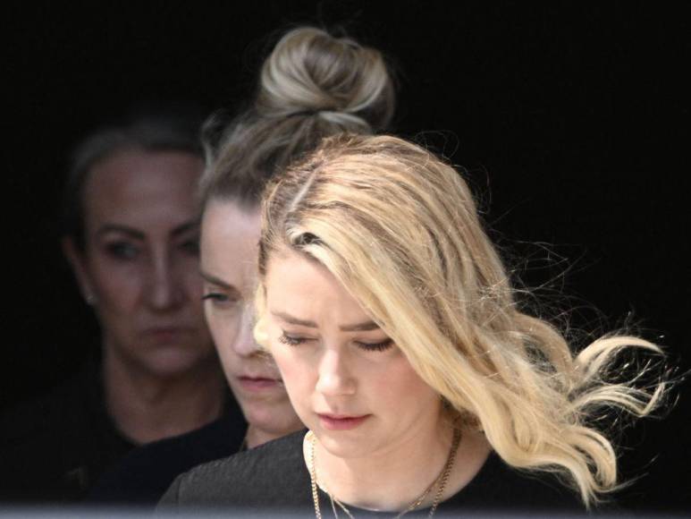 Así es la lujosa mansión que Amber Heard compró en zona desértica de California (FOTOS)