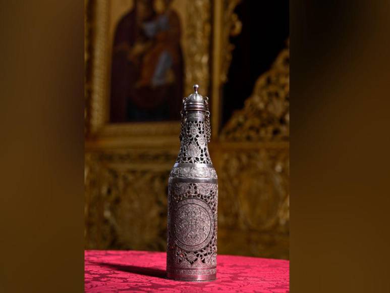 Coronación Carlos III: ¿De qué está hecho el aceite crismal con el que será ungido?