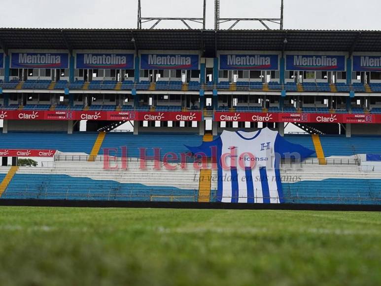 Caninos, Olímpico vacío y futbolistas listos: imágenes de la previa Honduras vs. México