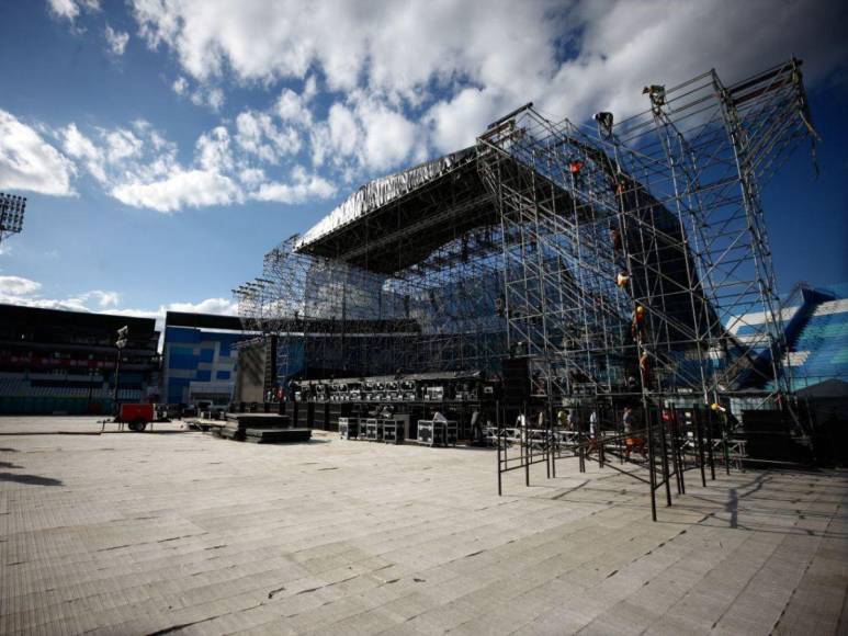 Ultiman detalles en el Estadio Nacional para concierto de Daddy Yankee en Tegucigalpa