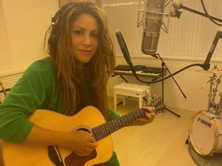 Fue rechazada por un coro y habla seis idiomas: 15 datos de Shakira que quizá desconocías