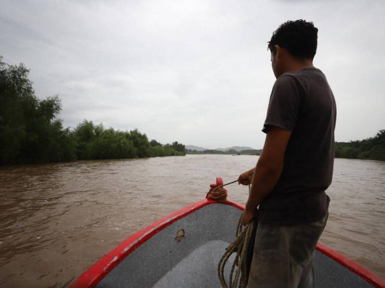 Lluvias de Pilar dejan desbordamiento en Río Goascorán en la zona sur