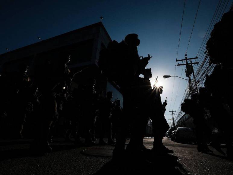 Así fue el desfile de policías y militares durante la celebración de la Independencia de Honduras