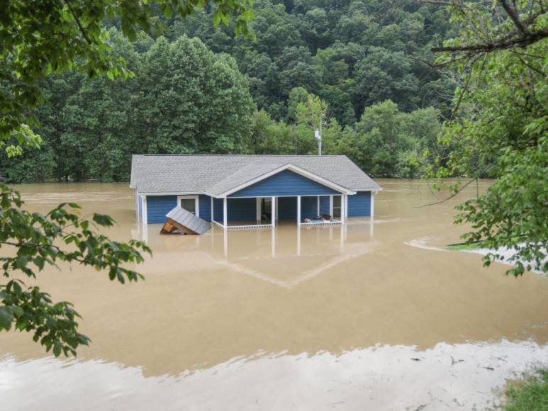 Las impactantes imágenes de las inundaciones en Kentucky, Estados Unidos