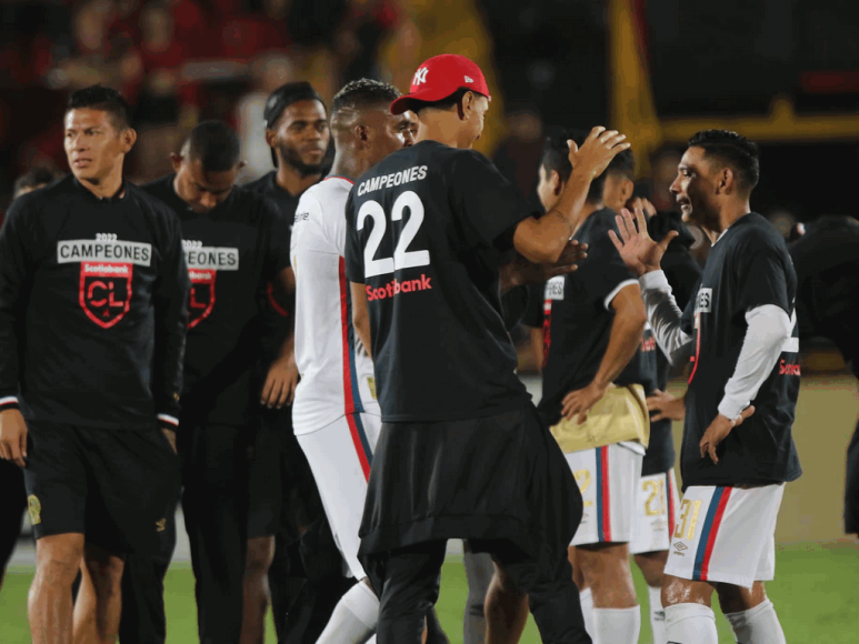 ¡Rey León! Imágenes del festejo de Olimpia tras ganar la Concacaf League 2022