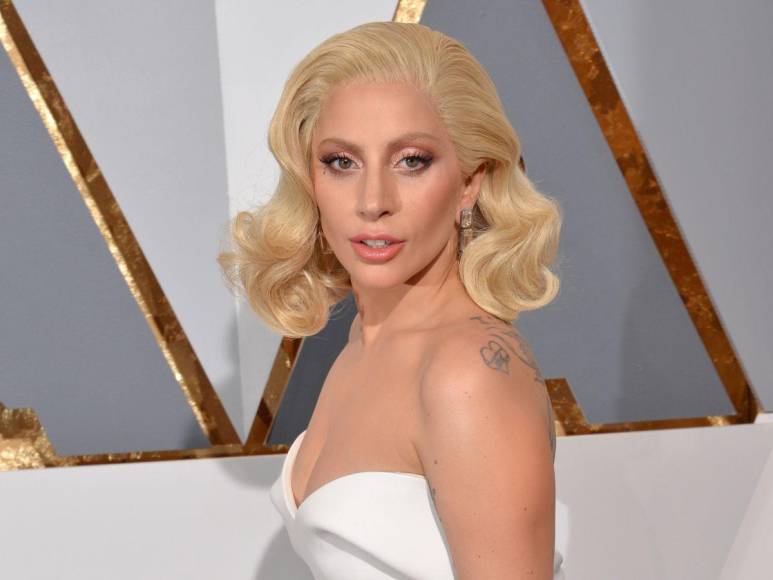 Lady Gaga explica por qué no desmintió el rumor sobre su género