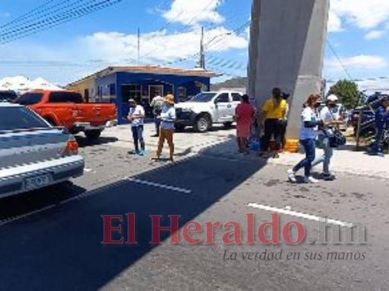 Inicia éxodo de vacacionistas y arrancan operativos en Semana Santa (FOTOS)