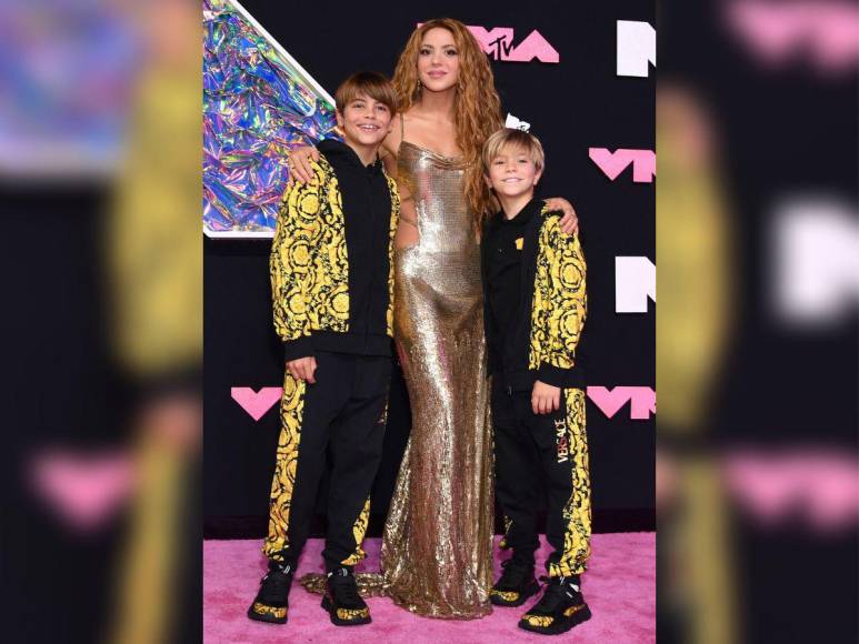 “Gracias a mis hijos por hacerme creer que mamá puede”: Sentido mensaje de Shakira en los MTV VMA’s 2023