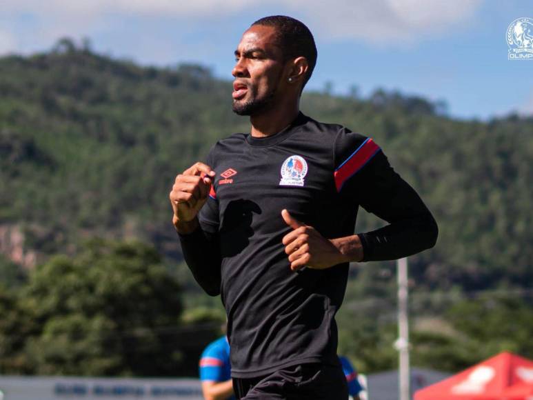 ¡Una baja! El temible 11 titular de Olimpia ante Génesis en semifinales