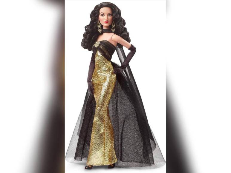 La Barbie María Félix: un tributo a la elegancia y la fuerza de la diva del cine