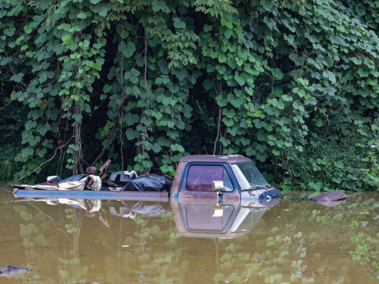 Las impactantes imágenes de las inundaciones en Kentucky, Estados Unidos