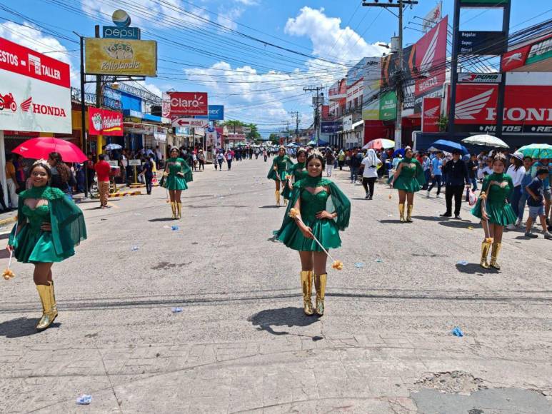 Entre el patriotismo y color, Choluteca celebra desfiles patrios