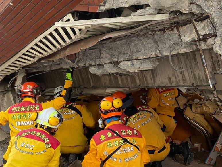 Imágenes del terremoto en Taiwán: Al menos nueve muertos y más de 800 heridos