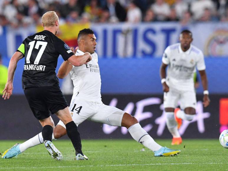 Entre euforia y emoción: Así celebró el Real Madrid la conquista de la Supercopa de Europa