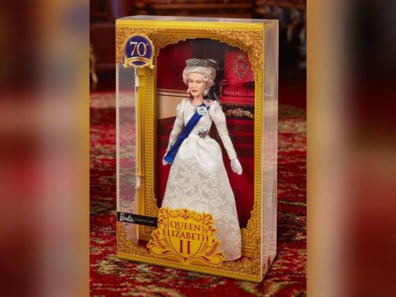 Del quirófano al mundo de Barbie: La sorprendente colección de más de 200 muñecas de cirujano mexicano