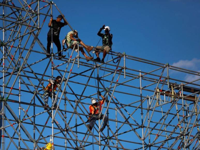 Ultiman detalles en el Estadio Nacional para concierto de Daddy Yankee en Tegucigalpa