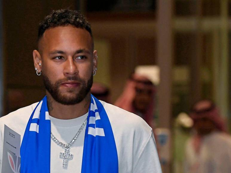 Hologramas y juegos de luces: la futurista presentación de Neymar en Arabia Saudita