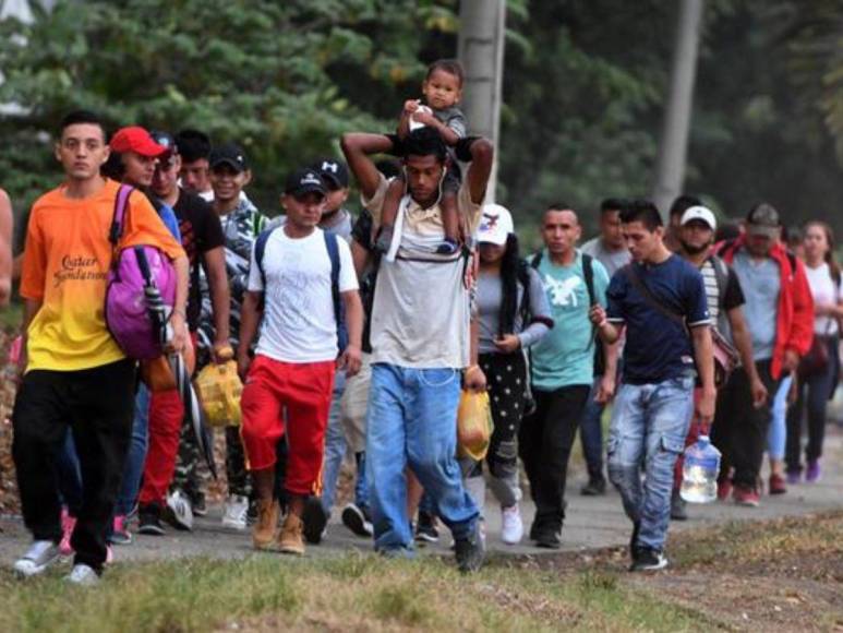 Cobros abusivos y otras irregularidades que sufren los migrantes nicaraguenses en su paso por Honduras