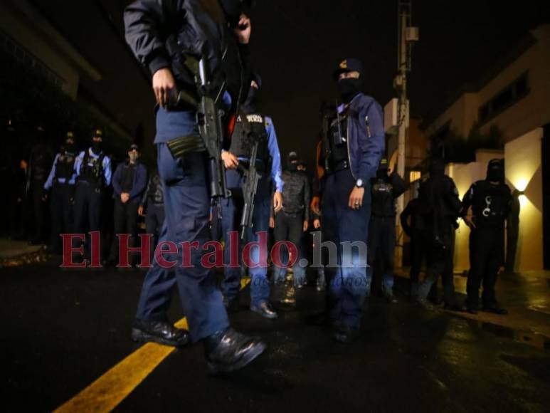 Ambiente que se vive en la zona donde vive Juan Orlando Hernández (Fotos)