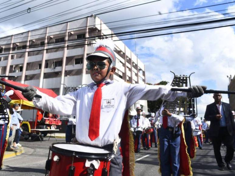 Las imágenes que dejaron los desfiles patrios en San Pedro Sula