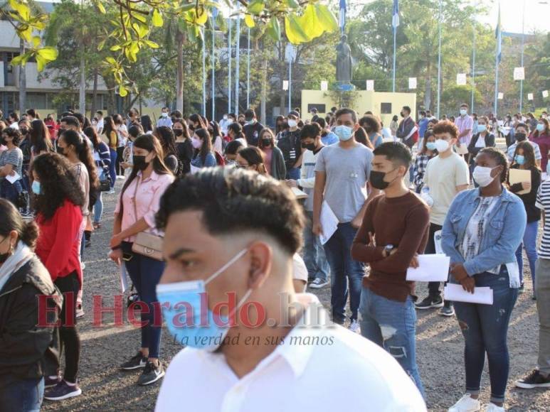 UNAH inicia aplicación de más de 15,000 pruebas de admisión en todo el país