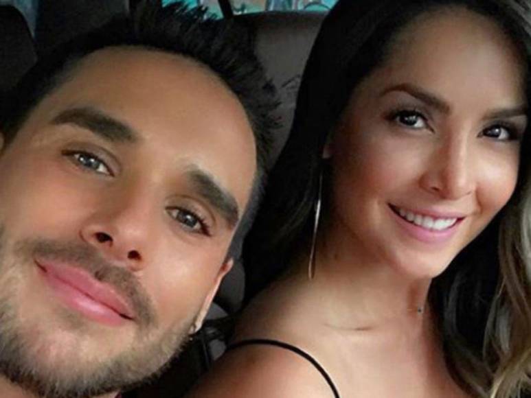 Cuatro bodas, tres perros y una repentina ruptura: La historia de amor de Carmen Villalobos y Sebastián Caicedo