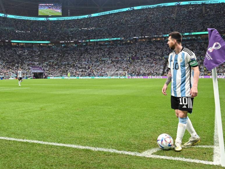 ¿Por qué Canelo Álvarez está furioso con Messi?