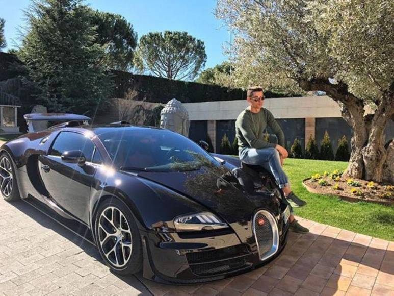 Así es la impresionante y lujosa colección de autos de Cristiano Ronaldo