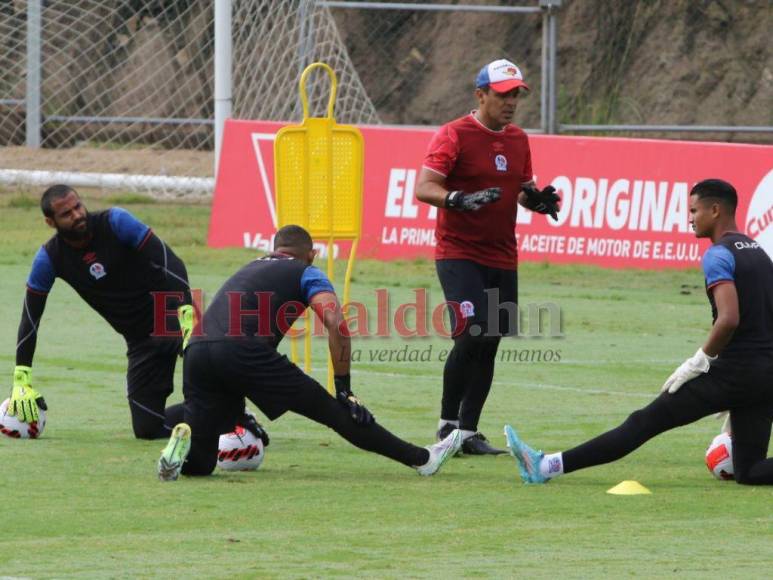 Con los cuartos en la mira: Así fue el último entrenamiento de Olimpia antes de medirse a Municipal