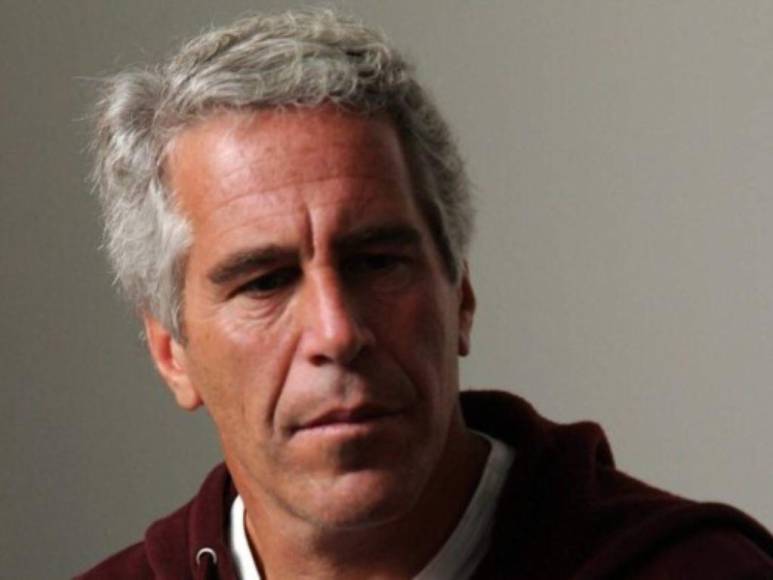 Reuniones exclusivas con directores de la CIA y fiestas con celebridades: revelan nueva lista de contactos de Jeffrey Epstein