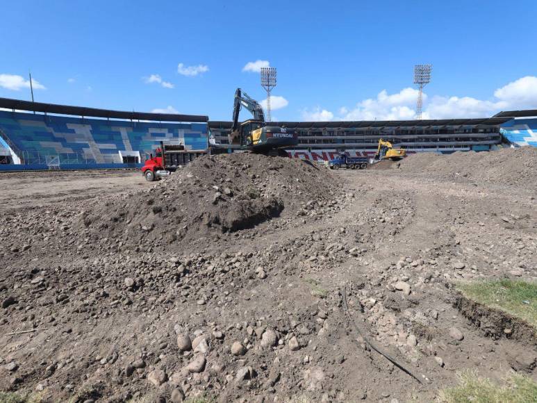 Sistema de drenaje colapsado, pésimo engramillado y varias irregularidades: los hallazgos en el Estadio Nacional