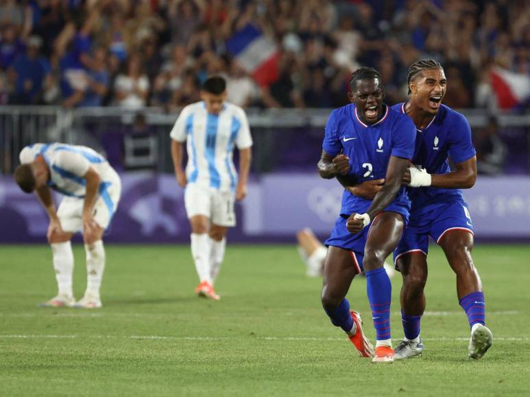 Así fue el zafarrancho entre Francia y Argentina tras el final del partido