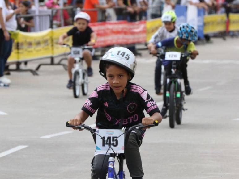 Grandes campeones: Niños de 7 a 8 años de la Vuelta Infantil 2023