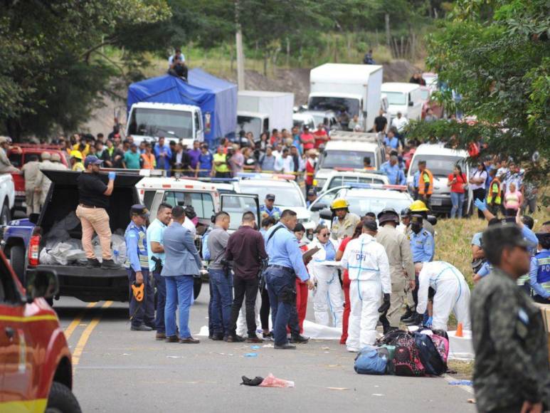 Caos en la carretera a Olancho luego de trágico accidente de autobús