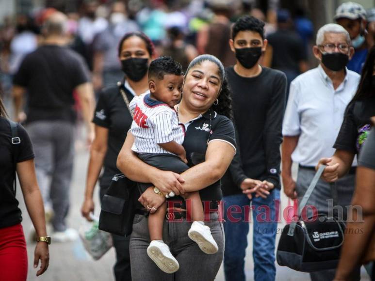 Amorosas, compresivas y fuertes, así son las madres hondureñas (Fotos)