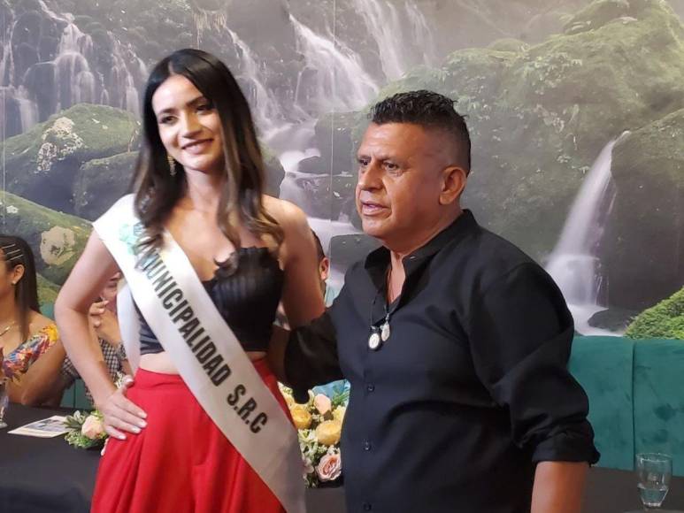 Digna Mejía, candidata con discapacidad auditiva, se corona reina de la Feria Agostina de Santa Rosa de Copán 2023