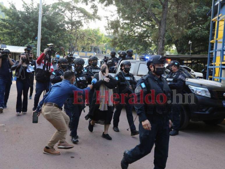 Así se llevó a cabo el operativo de traslado de Herlinda Bobadilla para su extradición hacia EEUU