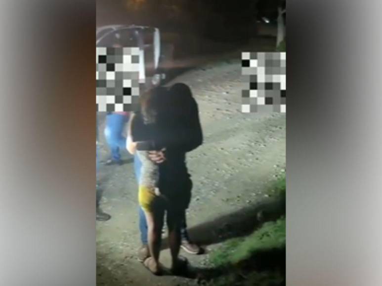 Entre lágrimas y abrazos, familiares reciben a abogada que había sido secuestrada en Cortés