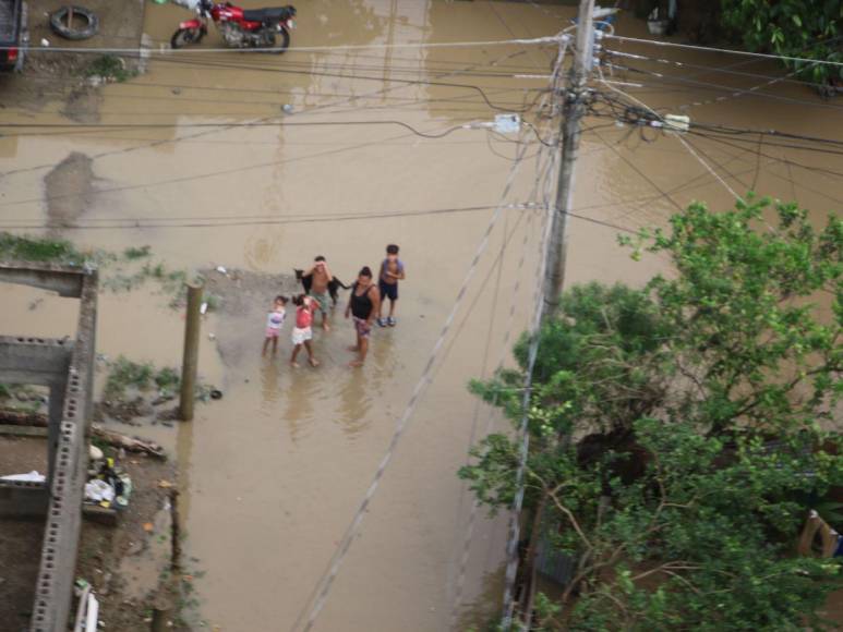 Fuertes lluvias inundan a El Progreso y el Valle de Sula