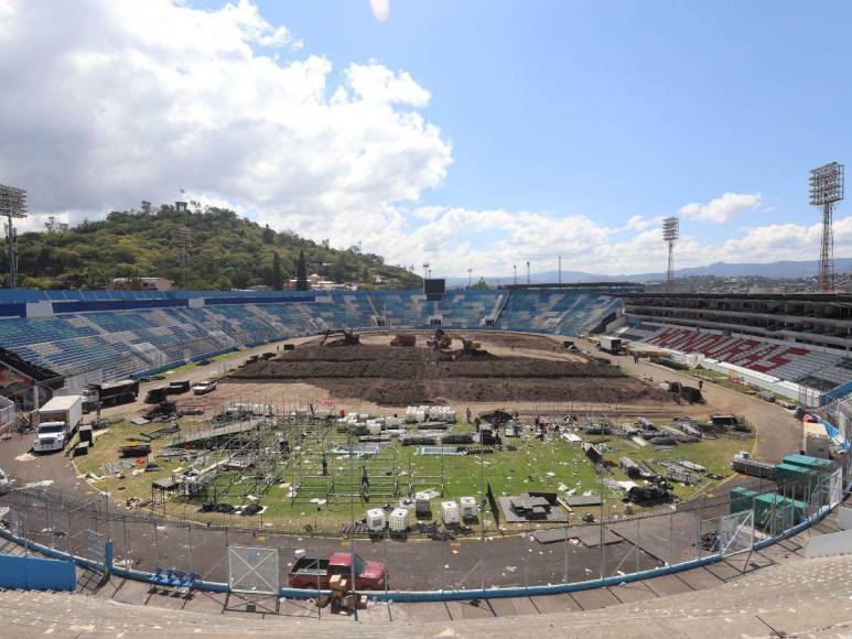 Sistema de drenaje colapsado, pésimo engramillado y varias irregularidades: los hallazgos en el Estadio Nacional